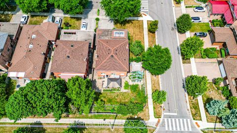 Photo 38 at 2 Lapworth Crescent, Steeles, Toronto