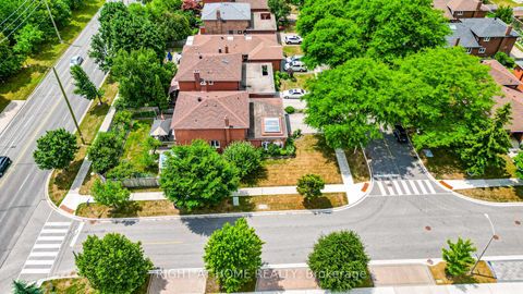 Photo 39 at 2 Lapworth Crescent, Steeles, Toronto