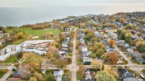 Photo 2 at 5 Harewood Avenue, Cliffcrest, Toronto