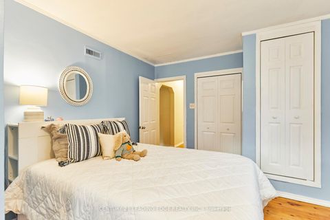 Photo 13 at 5 Harewood Avenue, Cliffcrest, Toronto