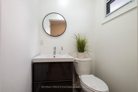 Photo 14 at 636 Runnymede Road, Bloor West Village, Toronto