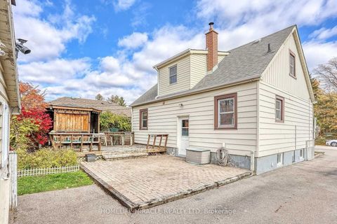 Photo 11 at 50 Amiens Road, West Hill, Toronto