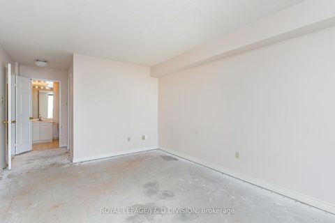 Photo 12 at 815 - 8501 Bayview Avenue, Doncrest, Richmond Hill