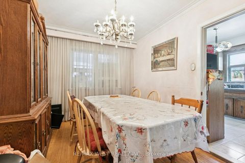 Photo 6 at 562 Alliance Avenue, Smythe, Toronto