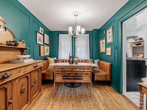 Photo 4 at 880 Davenport Road, Wychwood, Toronto