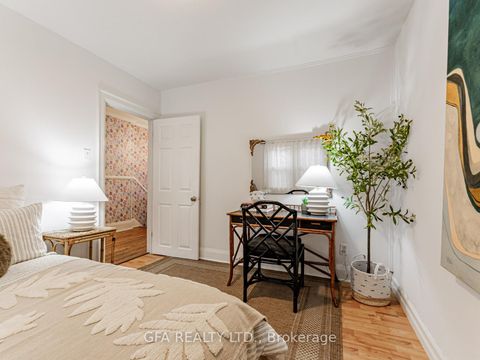 Photo 18 at 880 Davenport Road, Wychwood, Toronto