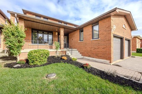 Photo 36 at 113 Cabaletta Crescent, West Woodbridge, Vaughan