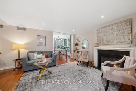 Photo 4 at 3 - 105 Heath Street W, St. Clair, Toronto