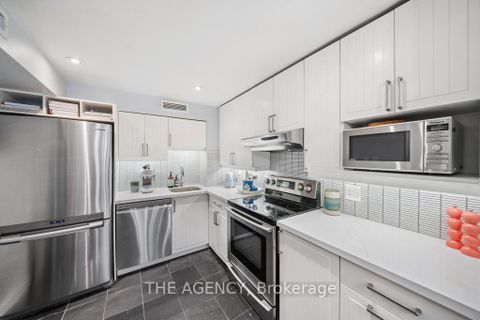 Photo 14 at 3 - 105 Heath Street W, St. Clair, Toronto