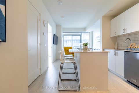 Photo 7 at 1214 - 9000 Jane Street, Vellore Village, Vaughan