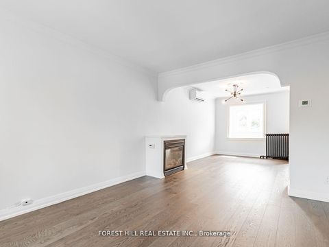 Photo 3 at 123 Bowie Avenue, Belgravia, Toronto