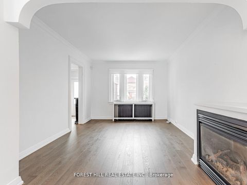 Photo 4 at 123 Bowie Avenue, Belgravia, Toronto