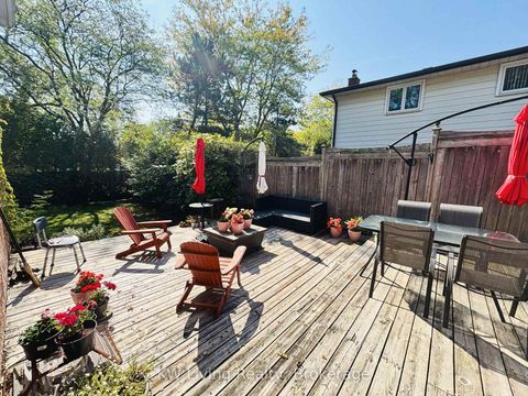 Photo 4 at 2084 Thornlea Drive, BR Bronte, Oakville