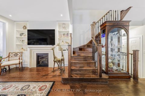 Photo 11 at 26 Zenith Avenue, Kleinburg, Vaughan