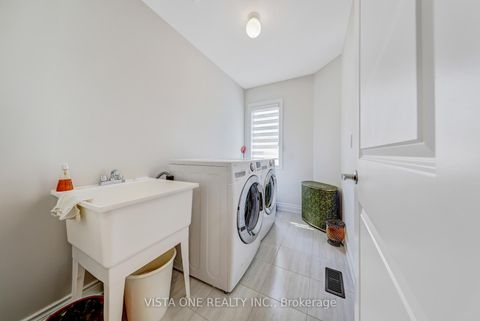 Photo 12 at 26 Zenith Avenue, Kleinburg, Vaughan