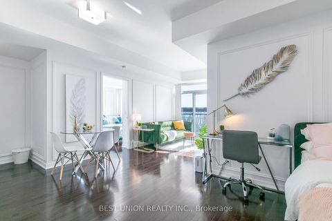 Photo 2 at 6406 - 14 York Street, Waterfront Communities C1, Toronto