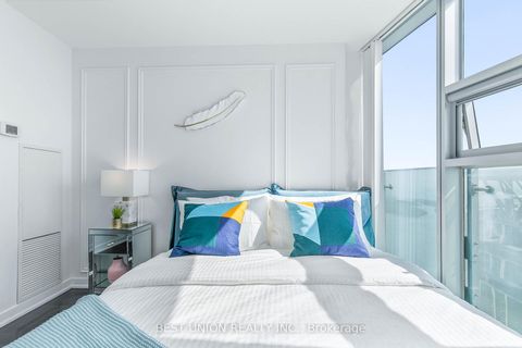 Photo 7 at 6406 - 14 York Street, Waterfront Communities C1, Toronto