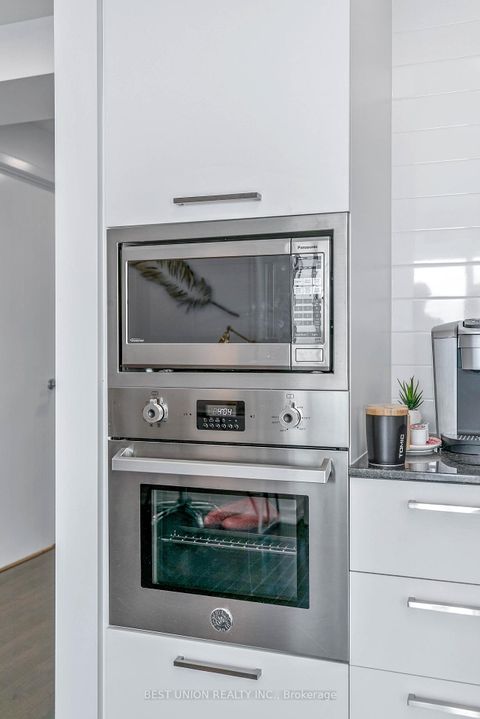 Photo 19 at 6406 - 14 York Street, Waterfront Communities C1, Toronto