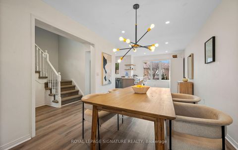 Photo 4 at 2320 Strawfield Court, RO River Oaks, Oakville