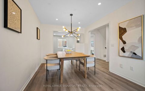 Photo 6 at 2320 Strawfield Court, RO River Oaks, Oakville