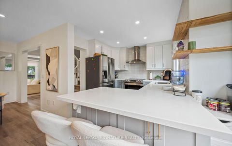 Photo 18 at 2320 Strawfield Court, RO River Oaks, Oakville