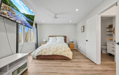 Photo 27 at 2320 Strawfield Court, RO River Oaks, Oakville