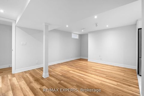 Photo 20 at 11 Smallwood Drive, CFB, Toronto