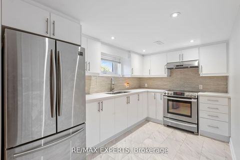 Photo 23 at 11 Smallwood Drive, CFB, Toronto