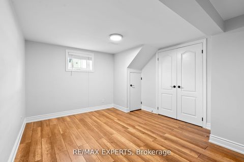 Photo 27 at 11 Smallwood Drive, CFB, Toronto