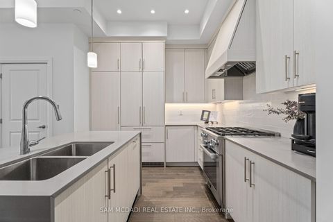 Photo 9 at 21 - 95 Brookfield Road, CO Central, Oakville