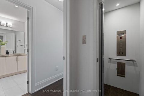 Photo 12 at 21 - 95 Brookfield Road, CO Central, Oakville