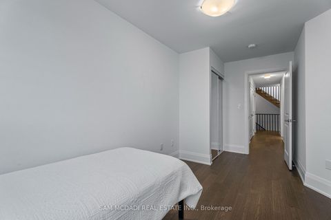 Photo 22 at 21 - 95 Brookfield Road, CO Central, Oakville