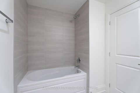 Photo 26 at 21 - 95 Brookfield Road, CO Central, Oakville