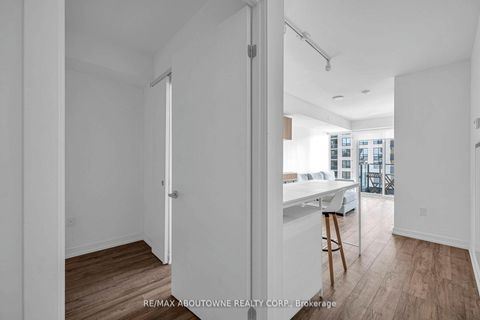 Photo 6 at 1516 - 77 Shuter Street, Yonge Corridor, Toronto