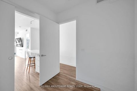 Photo 10 at 1516 - 77 Shuter Street, Yonge Corridor, Toronto