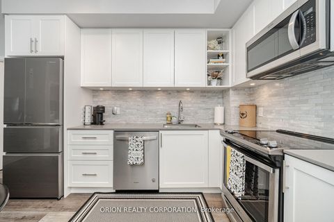 Photo 3 at 303 - 100 Eagle Rock Way, Rural Vaughan, Vaughan