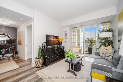 Photo 5 at 303 - 100 Eagle Rock Way, Rural Vaughan, Vaughan