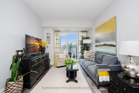 Photo 7 at 303 - 100 Eagle Rock Way, Rural Vaughan, Vaughan