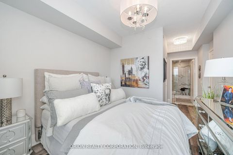 Photo 11 at 303 - 100 Eagle Rock Way, Rural Vaughan, Vaughan