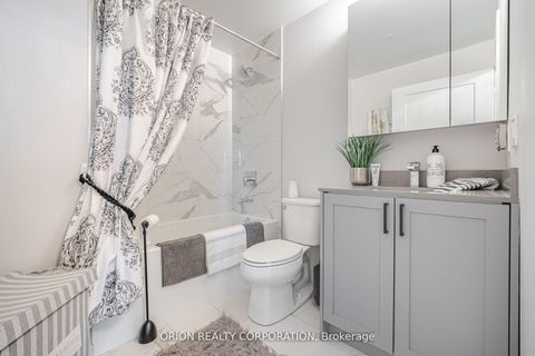 Photo 15 at 303 - 100 Eagle Rock Way, Rural Vaughan, Vaughan