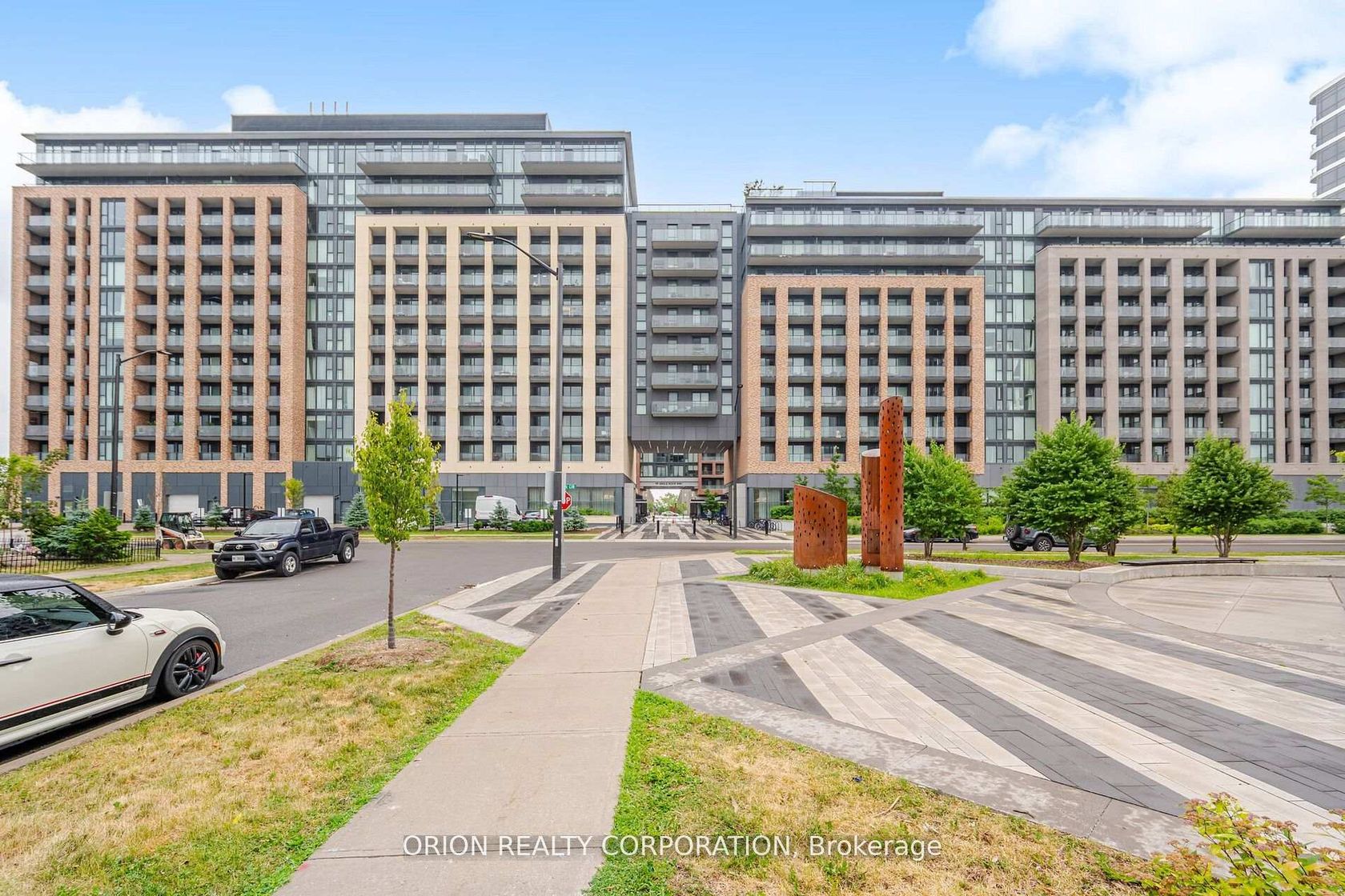 303 - 100 Eagle Rock Way, Rural Vaughan, Vaughan 