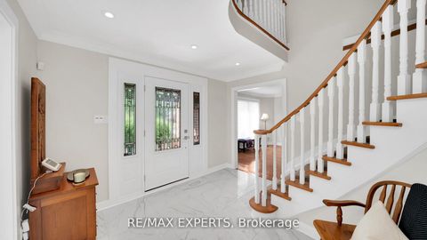 Photo 3 at 10 Kehoe Court, Nobleton, King