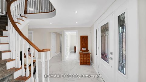 Photo 5 at 10 Kehoe Court, Nobleton, King