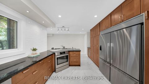 Photo 12 at 10 Kehoe Court, Nobleton, King