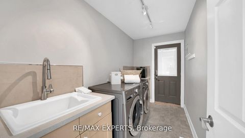 Photo 22 at 10 Kehoe Court, Nobleton, King