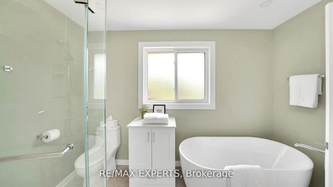 Photo 30 at 10 Kehoe Court, Nobleton, King