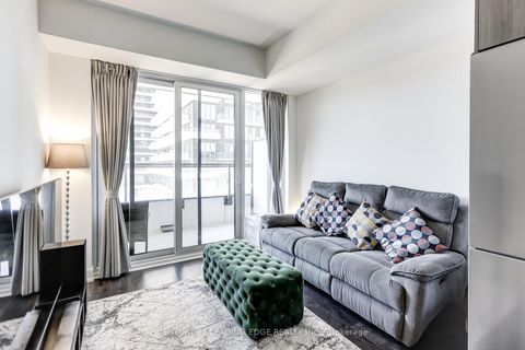 Photo 14 at 712 - 30 Inn On The Park Drive, Don Mills, Toronto