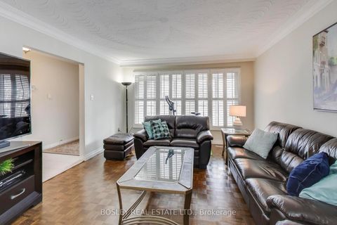 Photo 4 at 30 Jane Osler Boulevard, Glen Park, Toronto