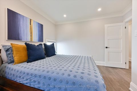 Photo 16 at 972 Cosburn Avenue, Lumsden, Toronto