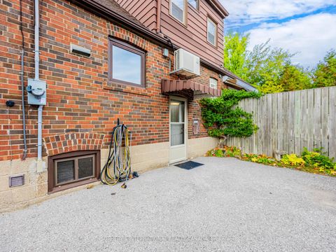Photo 36 at 21 Tripp Crescent, Dorset Park, Toronto
